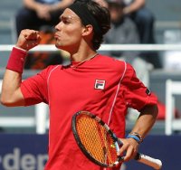 Tennis: Torneo Atp, Fognini accede ai quarti di finale